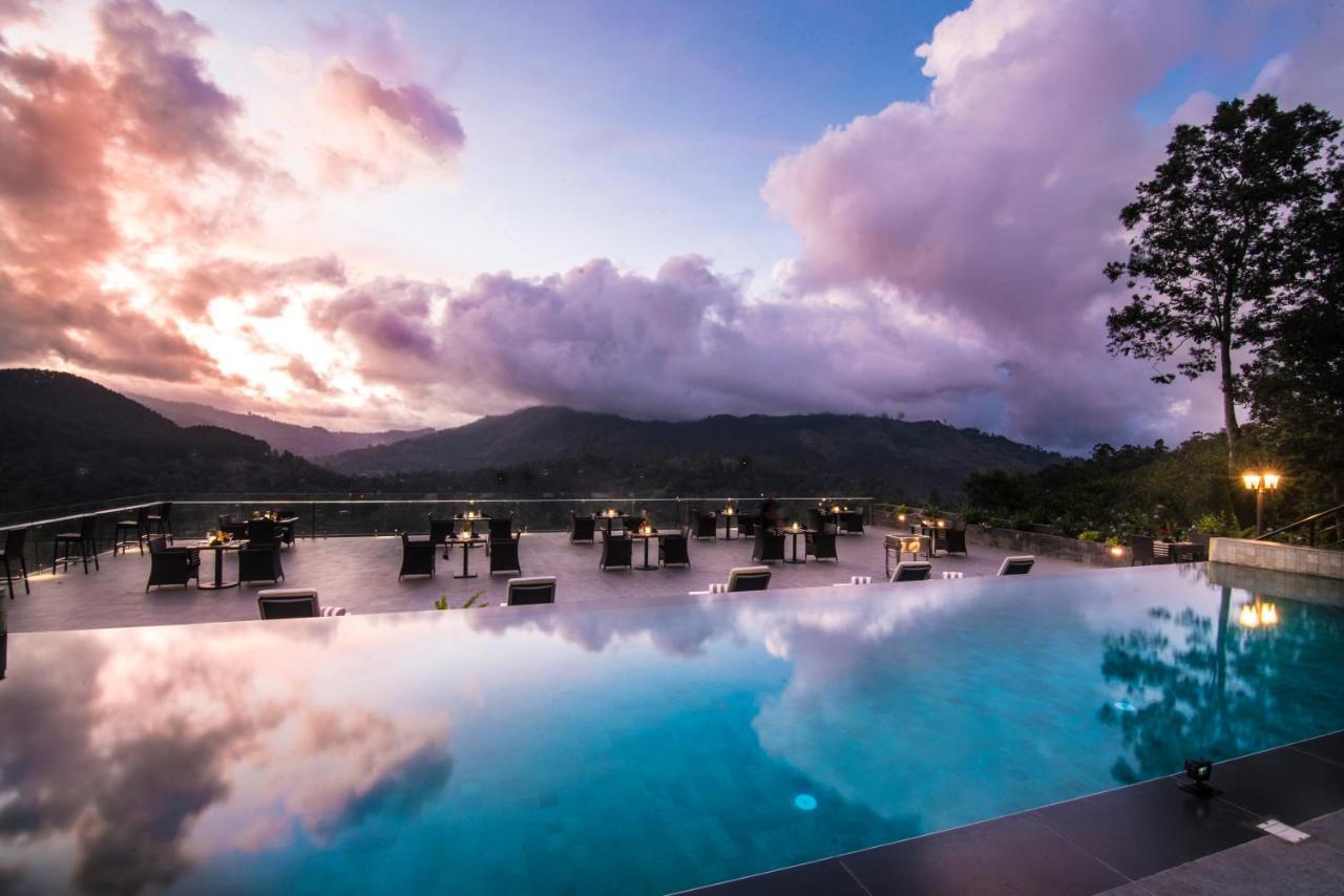 Tip Top Boutique Hotel Ella Esterno foto
