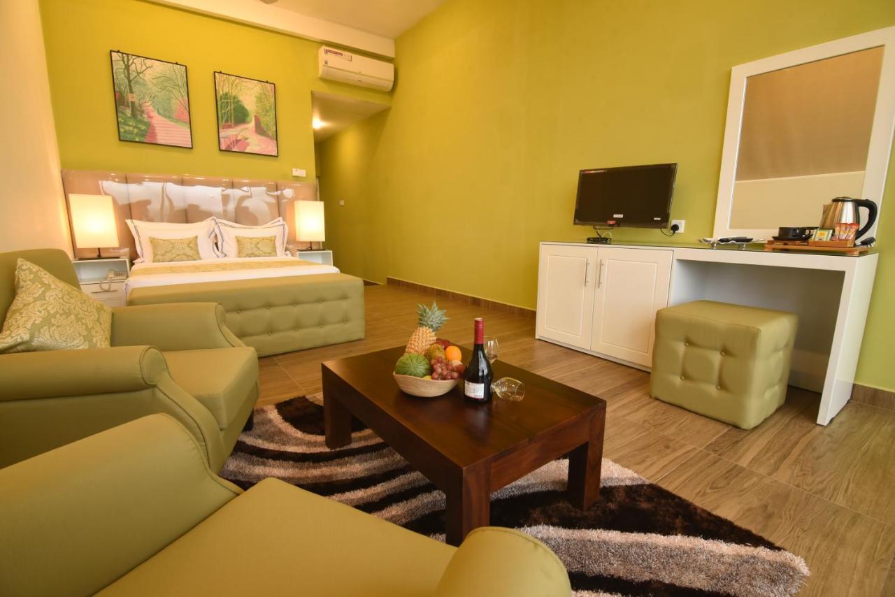 Tip Top Boutique Hotel Ella Esterno foto
