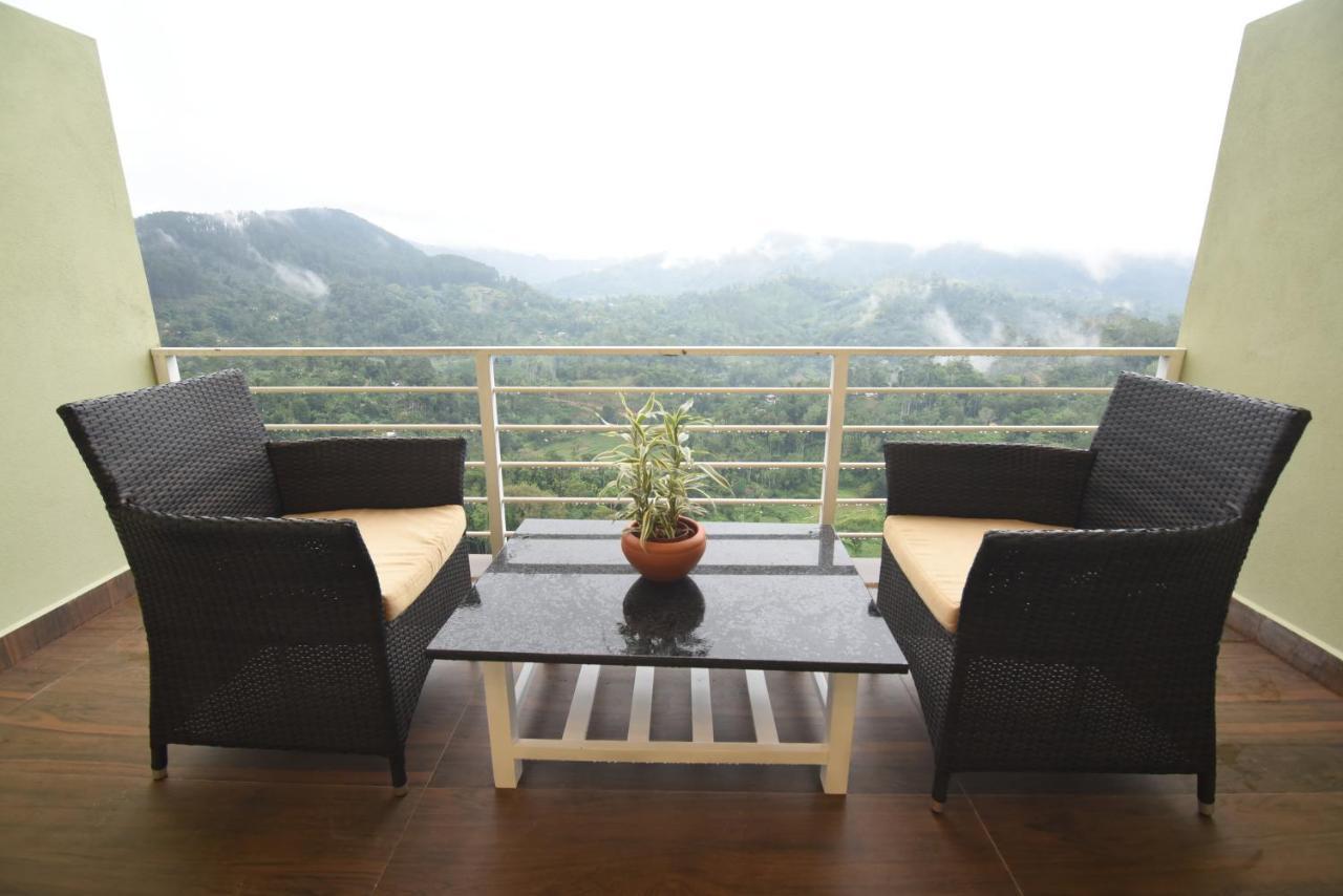 Tip Top Boutique Hotel Ella Esterno foto